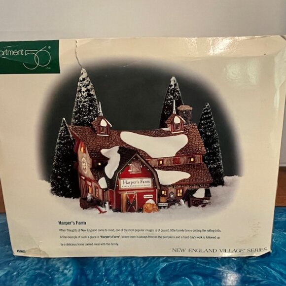 Dept 56 New England Village "Harper's Farm" 56605 Retired - Picture 10 of 12